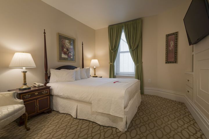 Hotel Perry
