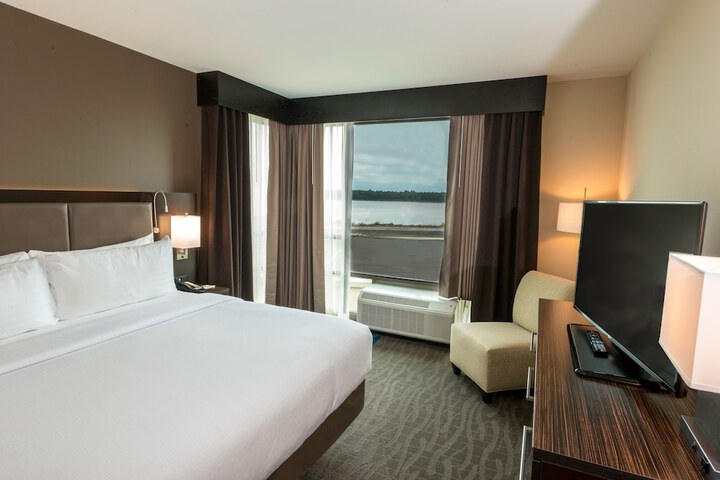 Room 30 of 53