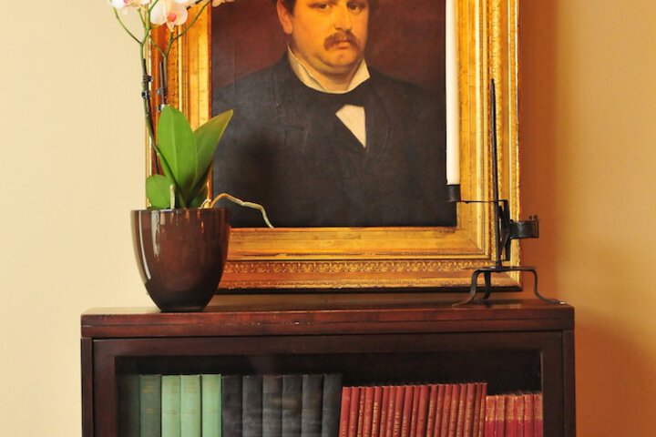 1795 Acorn Inn B & B