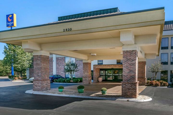 Hotel 3 of 50