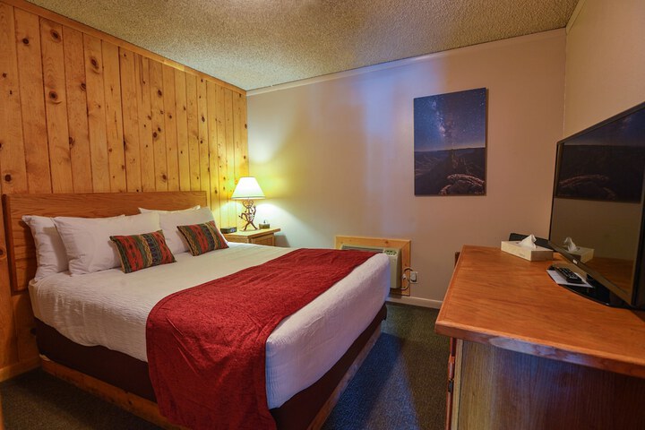 Room 48 of 73