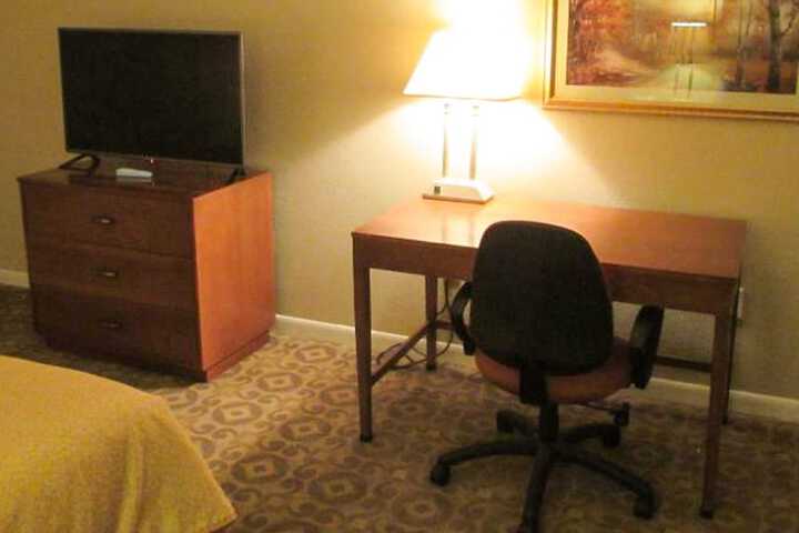 Room 30 of 92