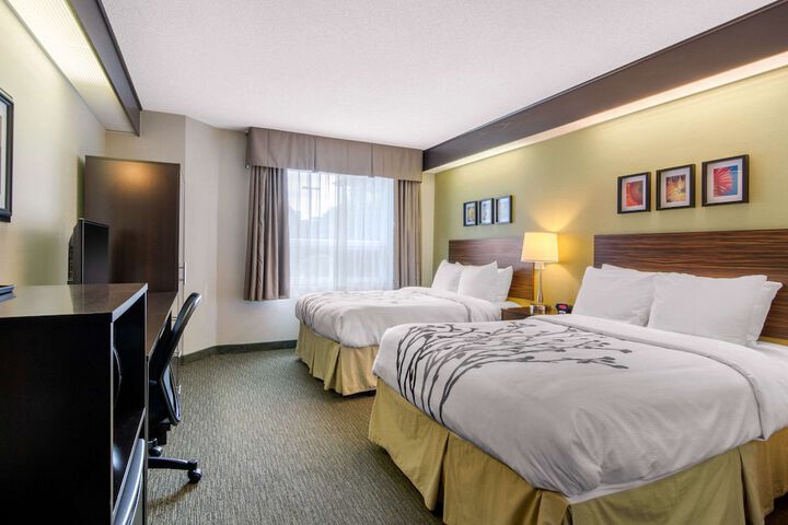 Room 21 of 50