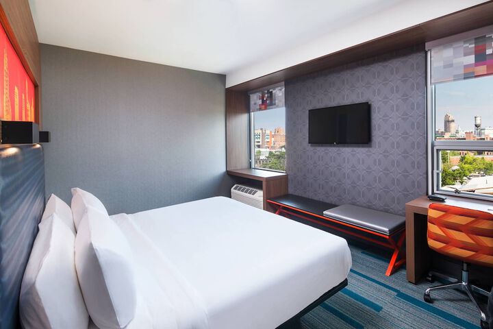 Room 15 of 26