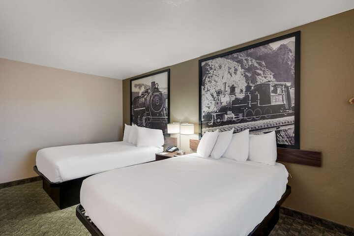 Room 19 of 29