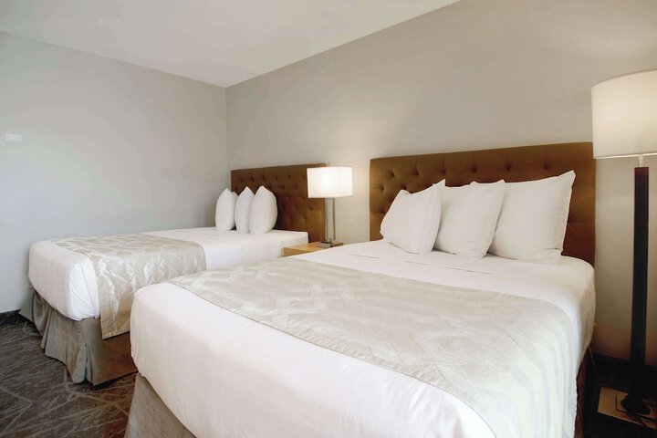 Room 29 of 60