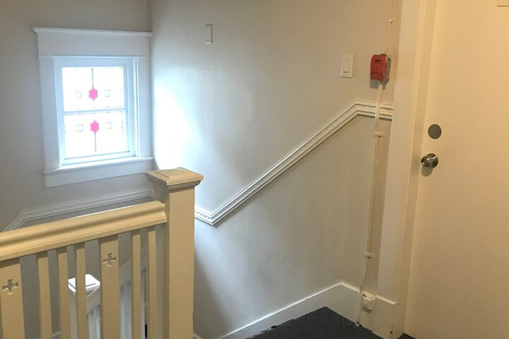 Room 42 of 57