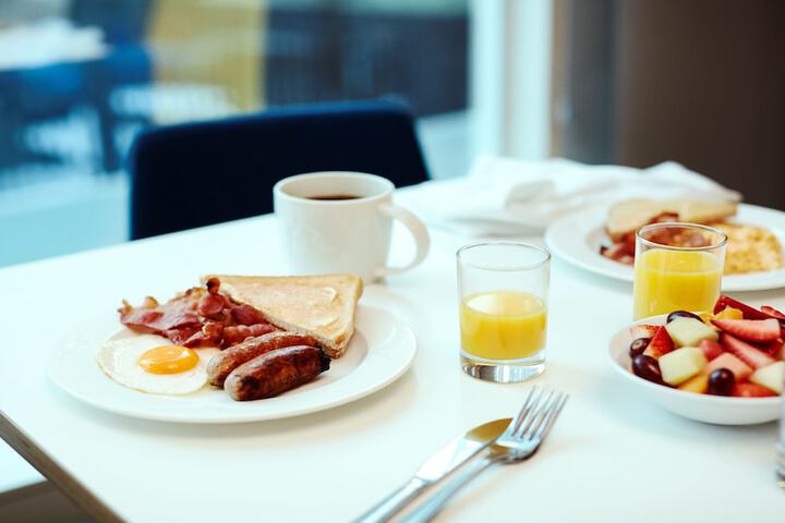 Breakfast/Coffee Service 30 of 34