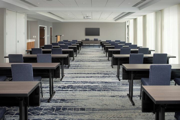 Courtyard by Marriott Indianapolis Plainfield
