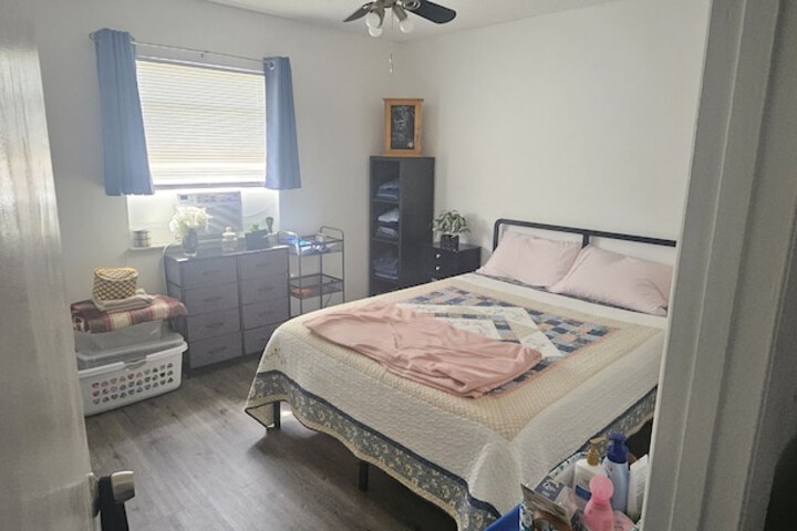 Room 3 of 10