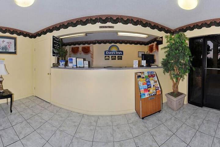 Hotel Interior 11 of 29