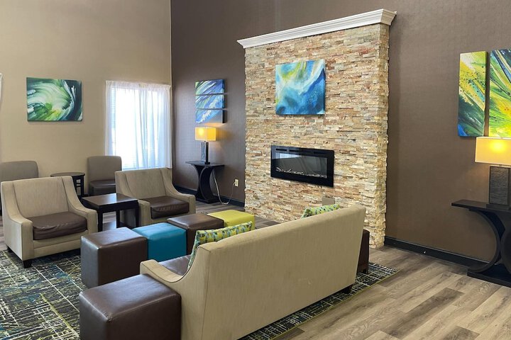 Quality Inn & Suites Lexington South