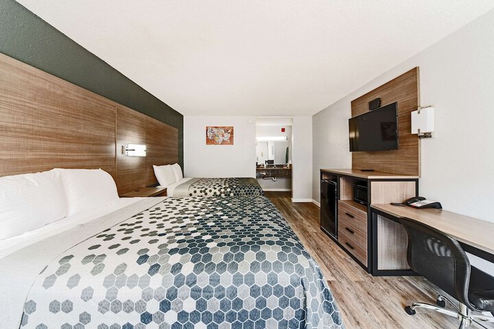 Room 19 of 49