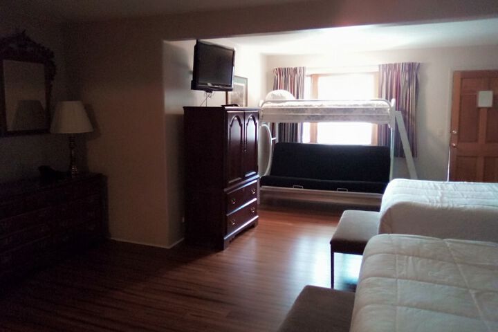 Room 56 of 89