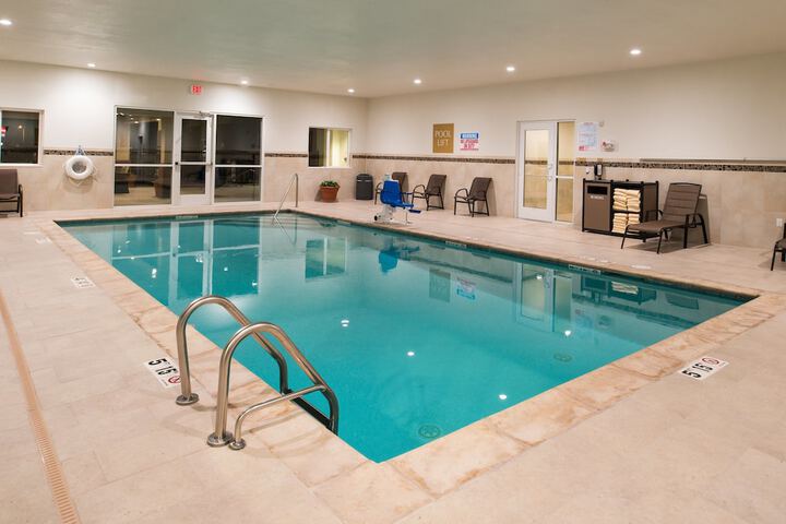 Pool 7 of 53