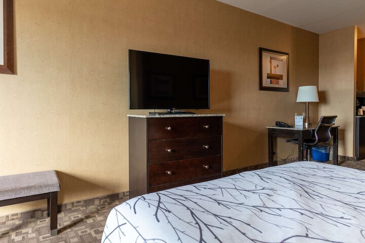 Room 30 of 52