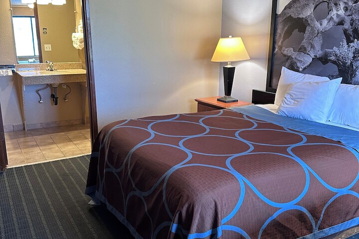 Room 29 of 50