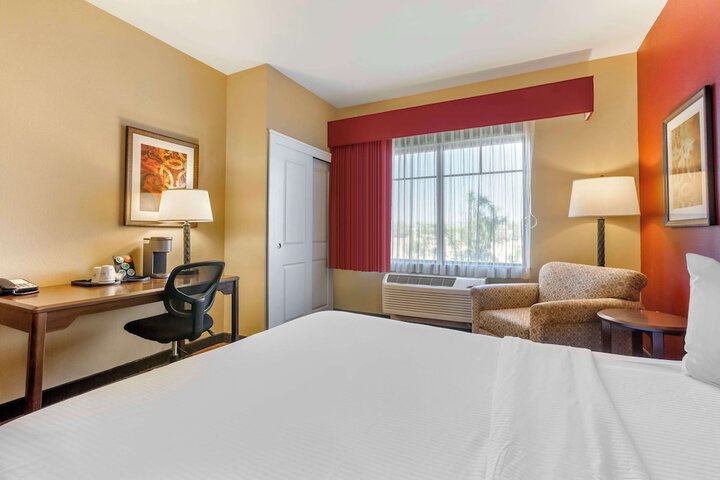 Room 19 of 44