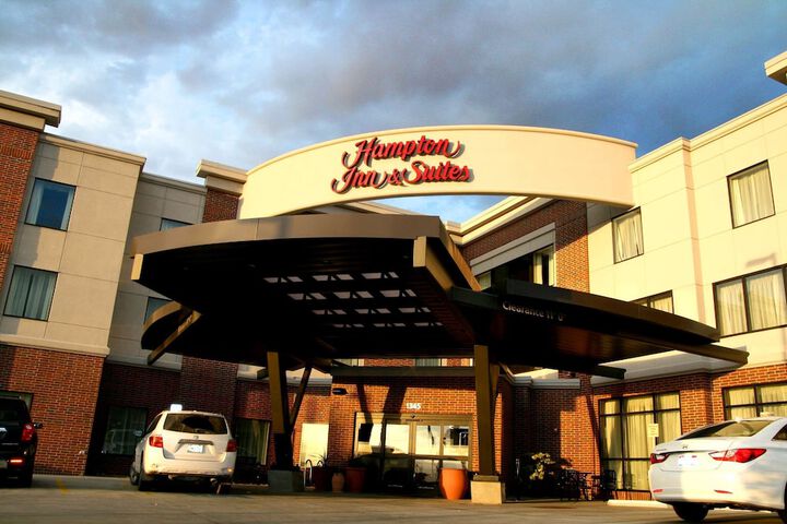 Hotel 3 of 83