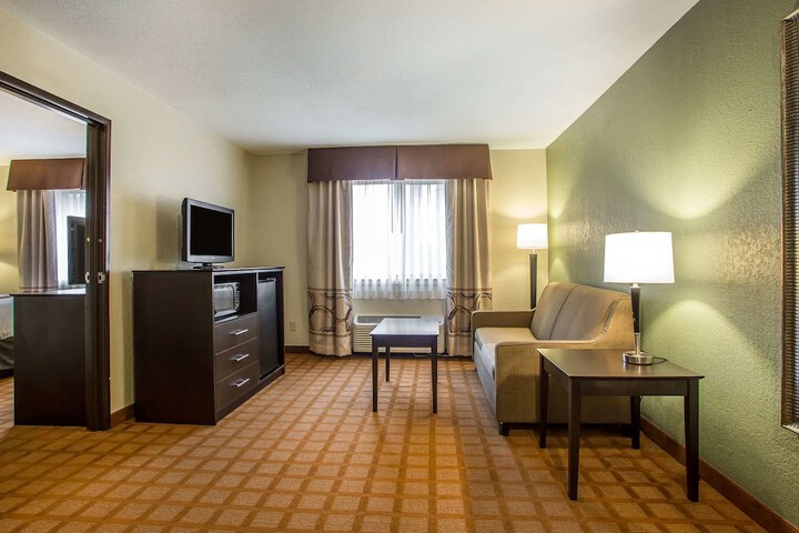Room 15 of 56