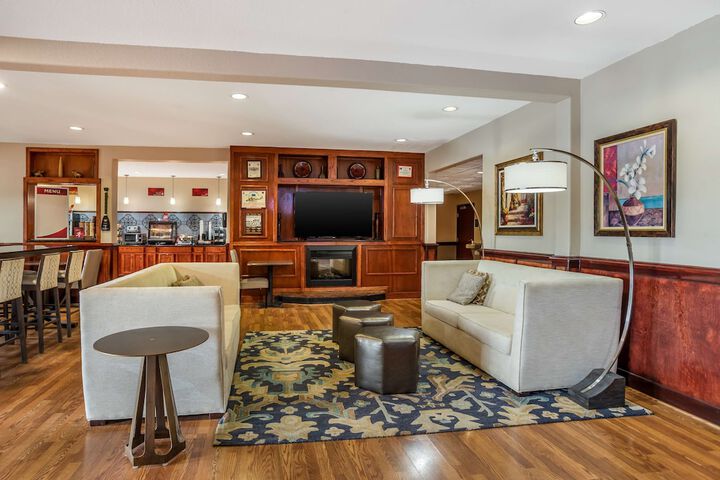 Best Western Plus Circle Inn