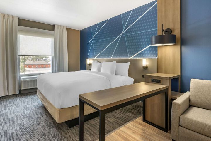 Comfort Inn & Suites New Port Richey Downtown District