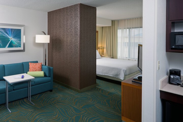 Room 22 of 28