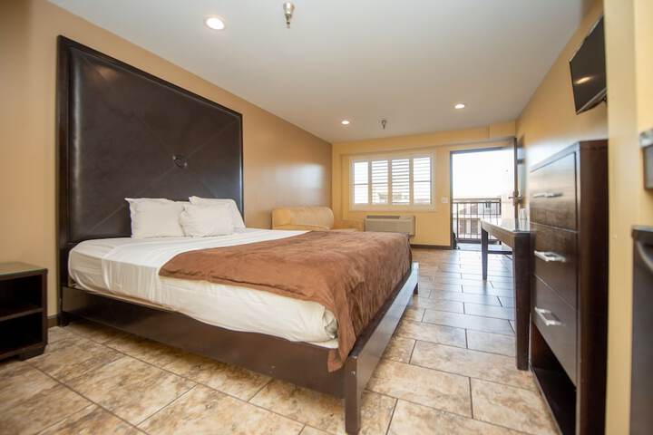 Casa Bella Inn - Huntington Park