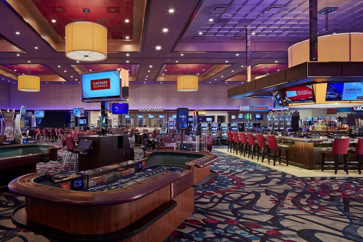 Harrahs Metropolis Hotel & Casino - a Caesars Rewards Destination