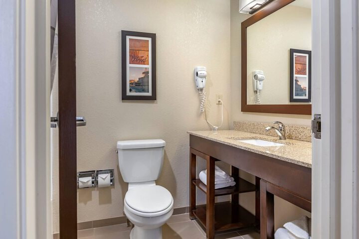 Comfort Inn Near Greenfield Village