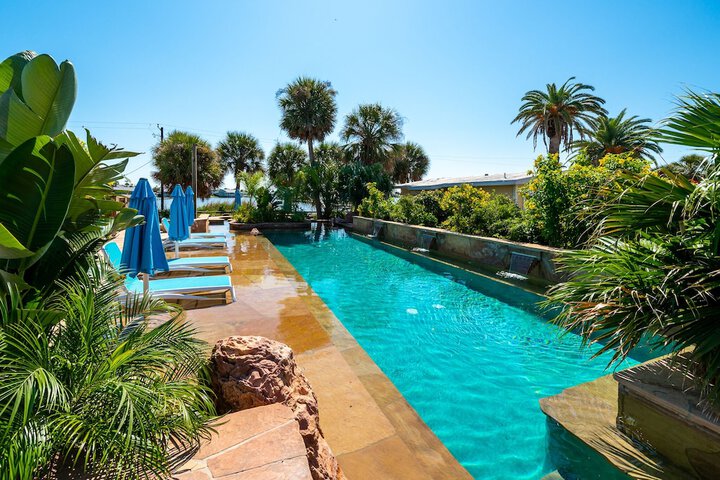 Pool 5 of 35