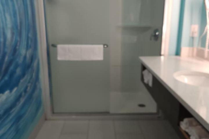 Room 57 of 77