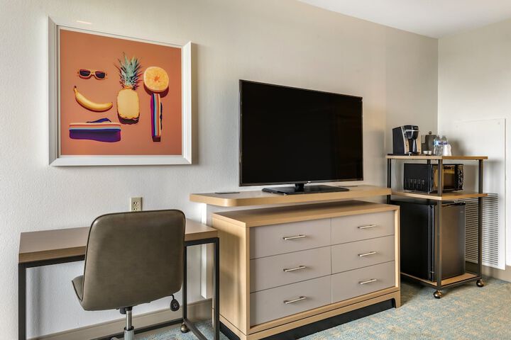 Room 56 of 91