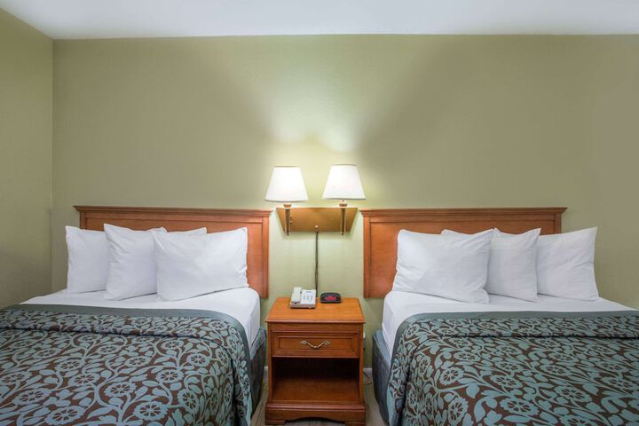 Room 5 of 20