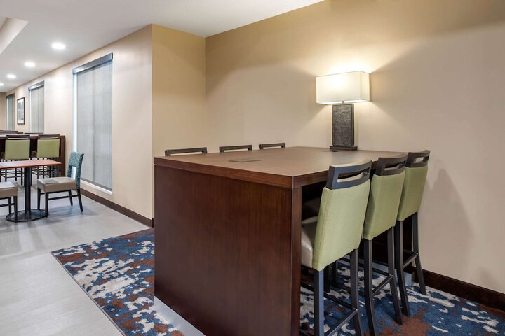 Comfort Inn and Suites Ames near ISU Campus