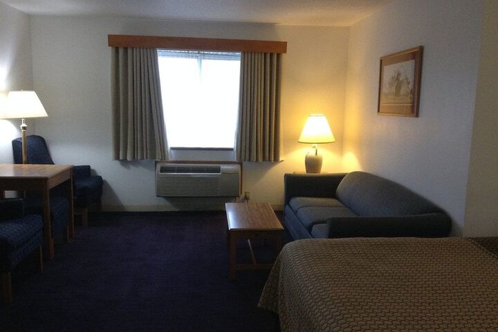 Room 71 of 94