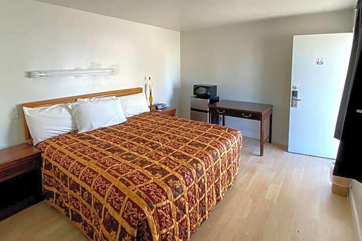 Rodeway Inn