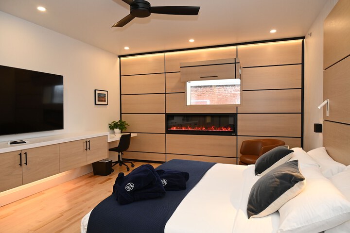 Room 92 of 110