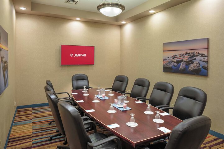 Fairfield Inn & Suites by Marriott Belleville