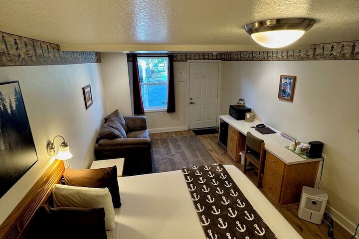 Ocean Breeze Motel