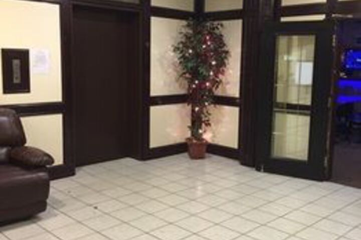 Travelodge by Wyndham Conference Centre & Suites Whitecourt