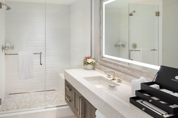 Sunseeker Resort Florida Gulf Coast Curio Collection Hilton