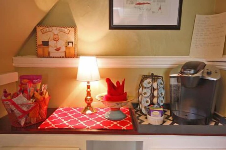 Breakfast/Coffee Service 20 of 21