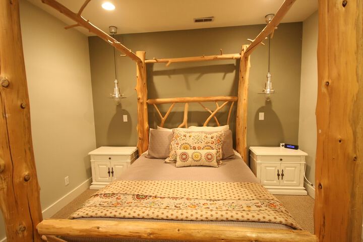 Room 109 of 165