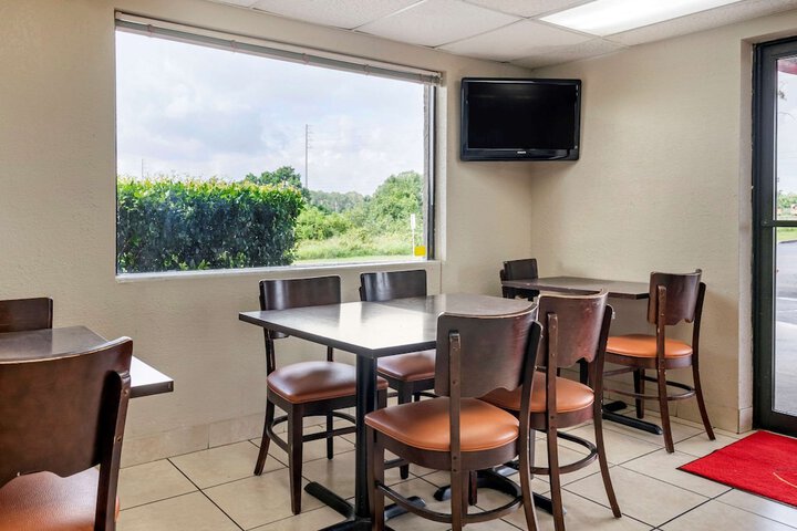 Econo Lodge Sebring