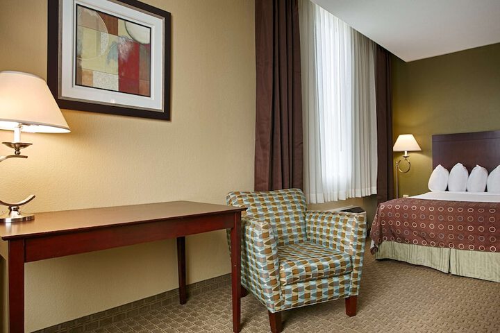 Room 14 of 32
