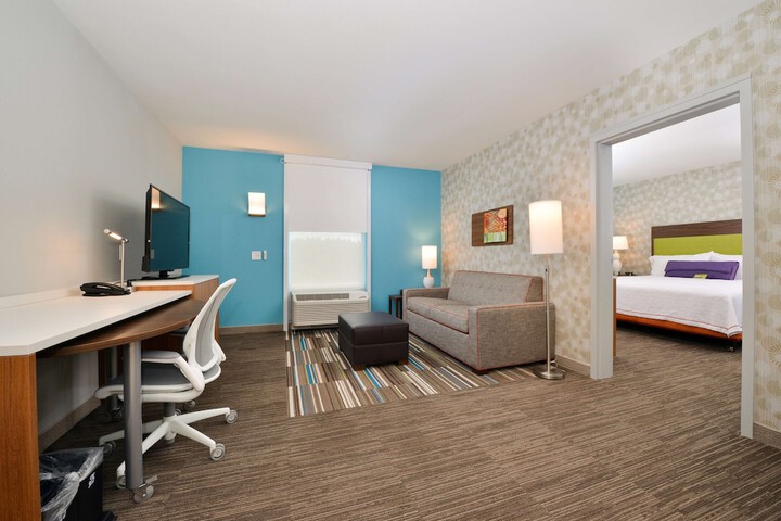 Room 12 of 40