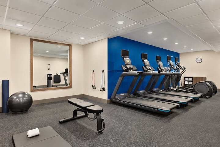 Holiday Inn Express Evansville Downtown by IHG