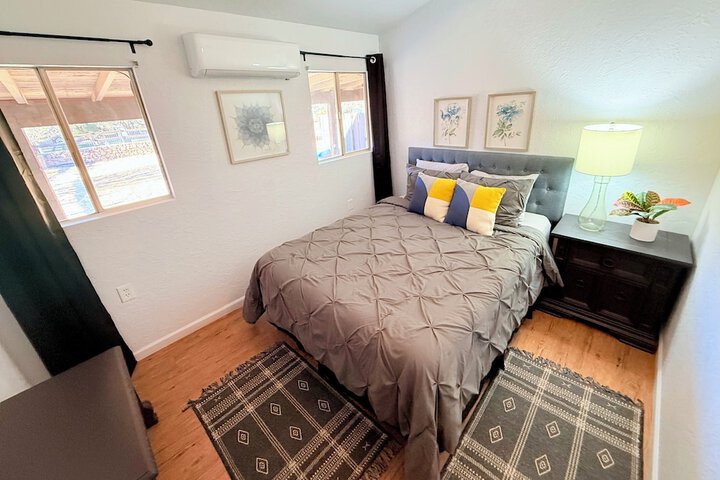Room 102 of 155