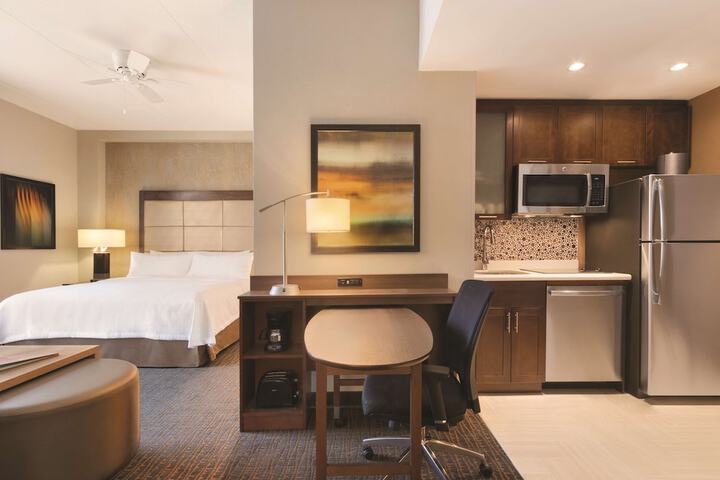 Room 21 of 35